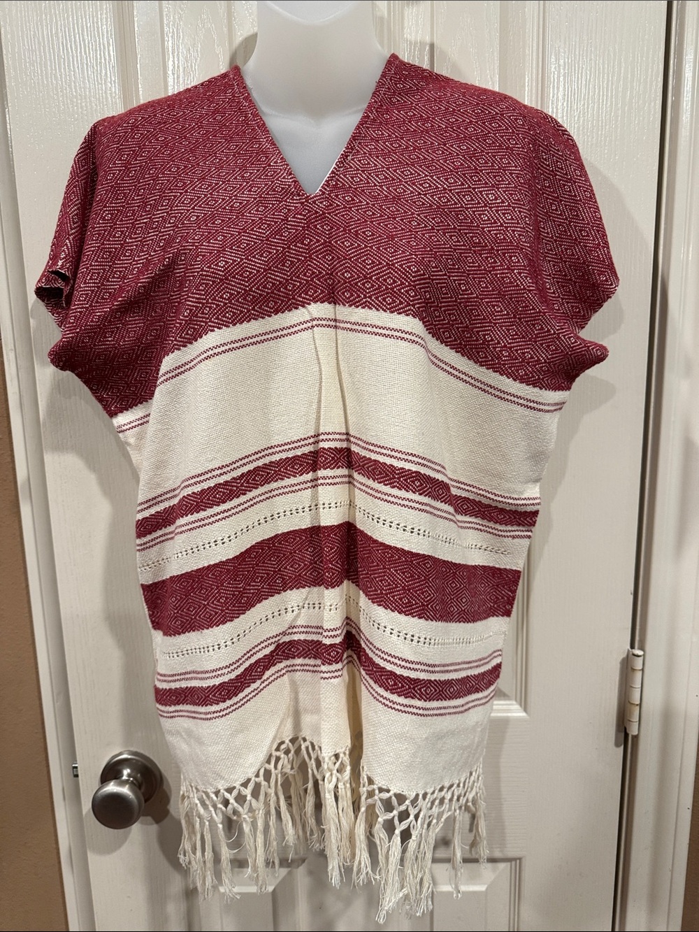 Nativa Poncho Top. Sz Small